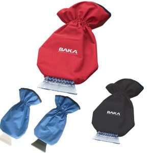 Ice scraper mitt